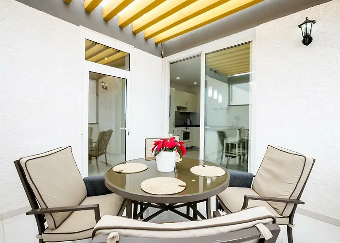 Apartamento New In Tenerife Costa del Silencio